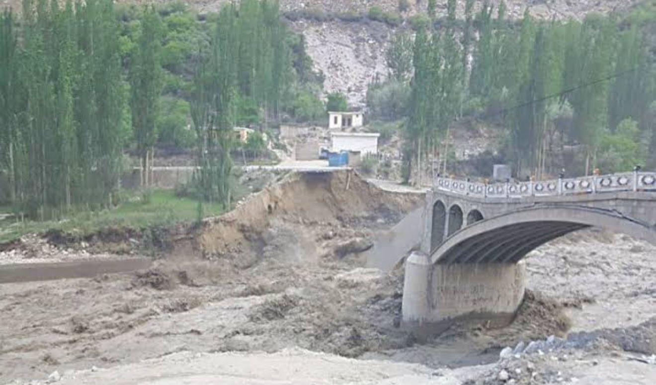 PMD warns of glacial lake floods, flash flooding in northern Pakistan ...