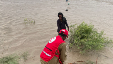 Pakistan Red Crescent leads relief operations as hundreds evacuated in